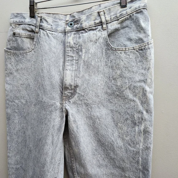 Vintage Britt Grey Acid Wash Jeans - Picture 4 of 6